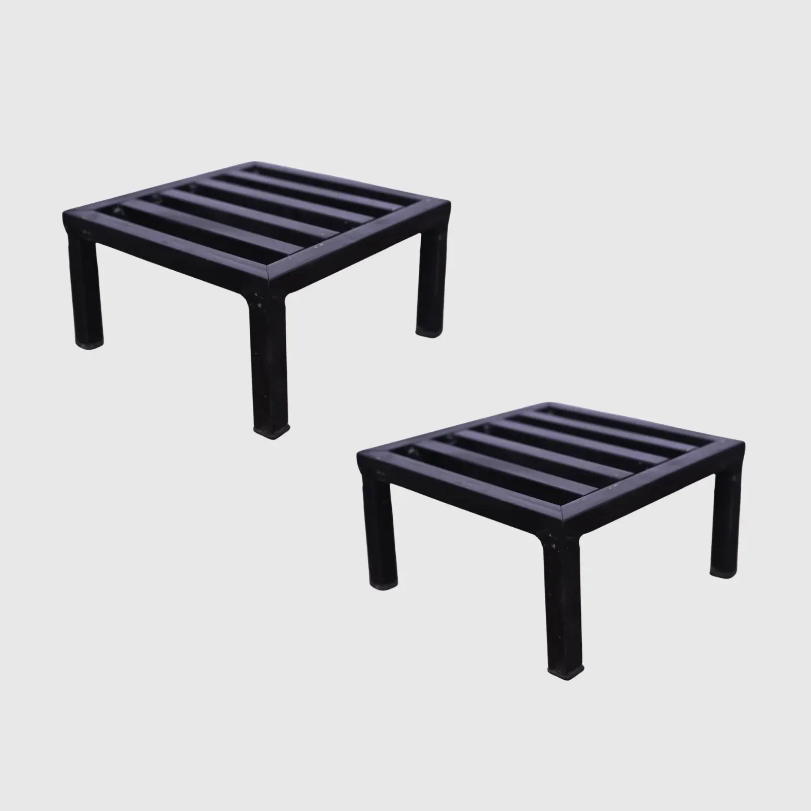 Garden Green “Stool ” planter pot stand - Image 4
